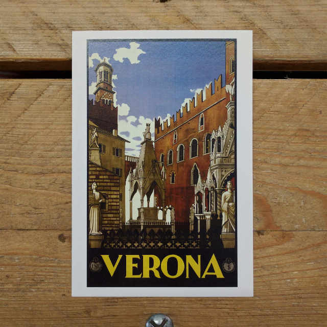 Personalised Stationery : Demi Quarto Postcard : Verona