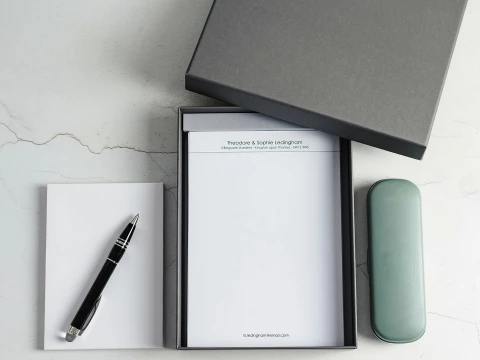 "Design and buy your personalised A5 Letterhead Wove from Personalsied Stationery. Suppliers of luxurious personalised social stationery since 2003."